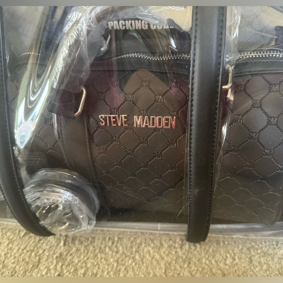 🚫SOLD🚫 Steve Madden 6pc Travel Bundle Gift Set - Picture 7 of 16